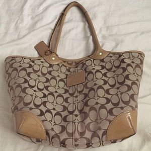 AUTHENTIC coach purse