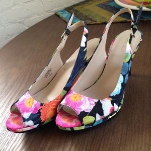 Nine West floral peep toe slingback platform heels