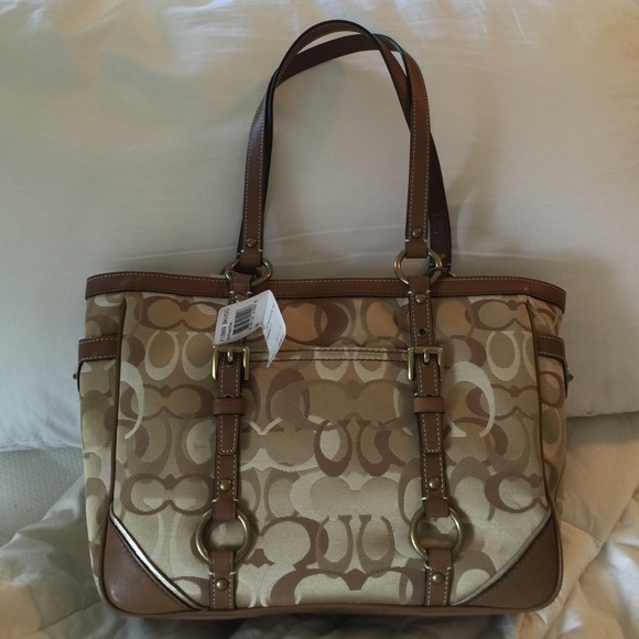 Brand NEW authentic Coach Signature EW Tote