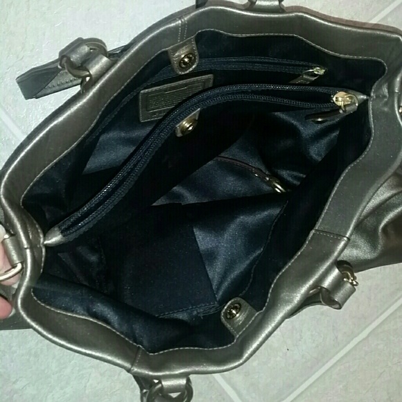 Authentic Coach bag 🚫TRADE🚫 - Picture 3 of 3