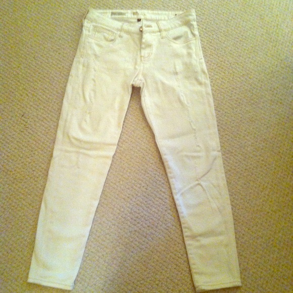Cream Bridgitte ankle jeans by Kut From the Kloth