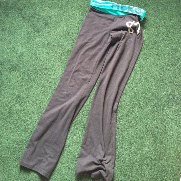 Yoga Pants - Picture 1 of 3