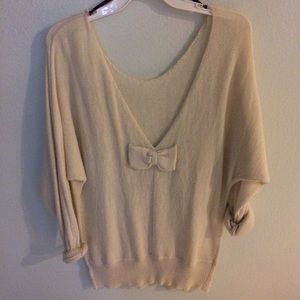 Long Sleeve Sweater with Open Back Bow detailing