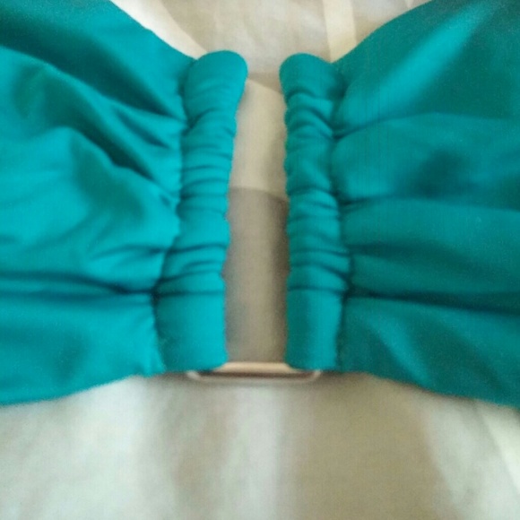 Swimsuit top - Picture 3 of 3