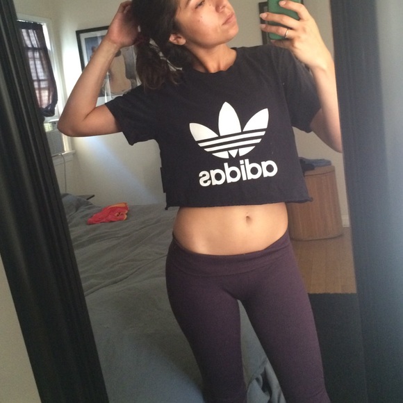 Adidas crop top - Picture 2 of 4