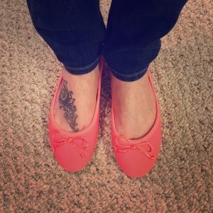 Express ballet flats