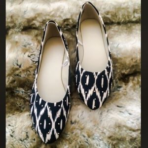 Ikat Flats