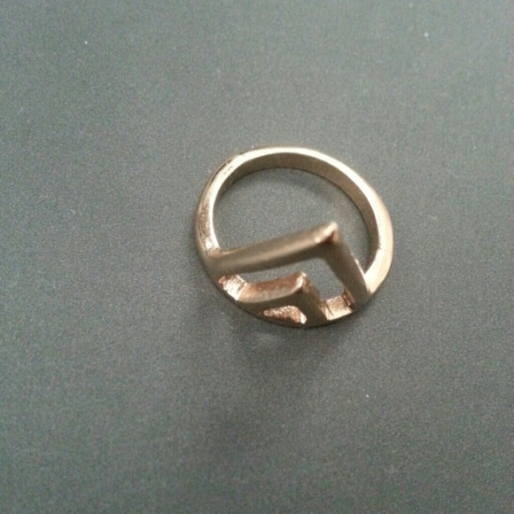 Trident ring - Picture 2 of 3