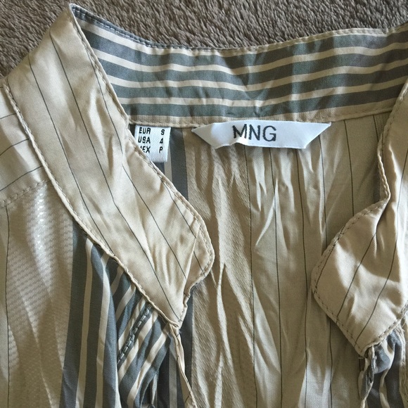 MANGO TOP 🌺 - Picture 2 of 3