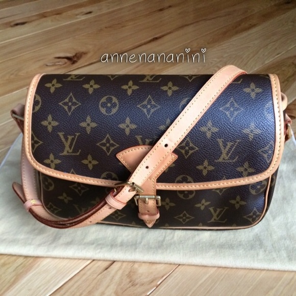 lv sologne crossbody