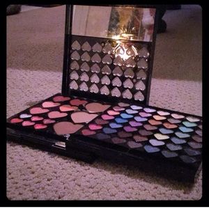 Never used full makeup set