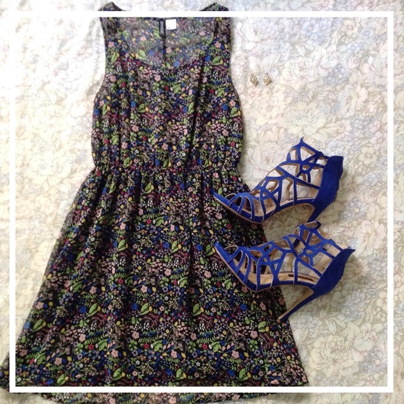 SASSY Chiffon Floral Dress