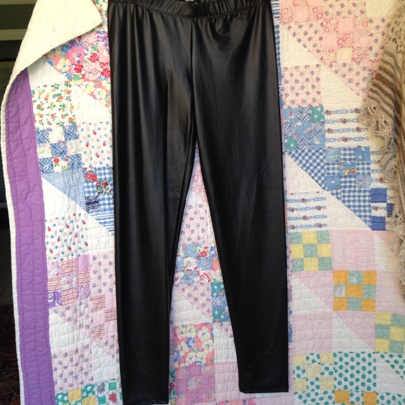 Teenage runway black polyester leggings