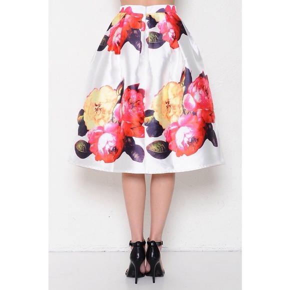 LOWEST  "The Beauteous Flower" Flare Midi Skirt - Picture 4 of 4