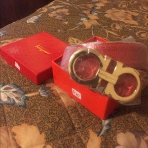 Gucci, ferrigomo, fendi, and more belts for sell