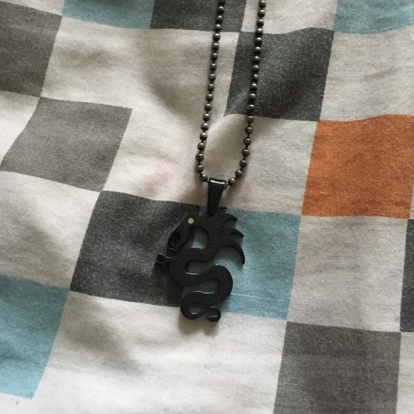 Black dragon chain - Picture 2 of 2