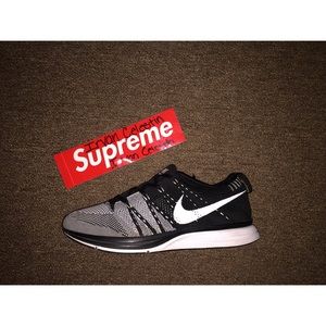 2012' Nike Flyknit Trainer+ "Black Yeknits"