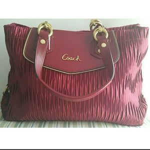 🏆BRANDNEW 🏆Burgundy Satin Coach Purse w/ tags