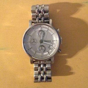 Silver boyfriend fossil watch
