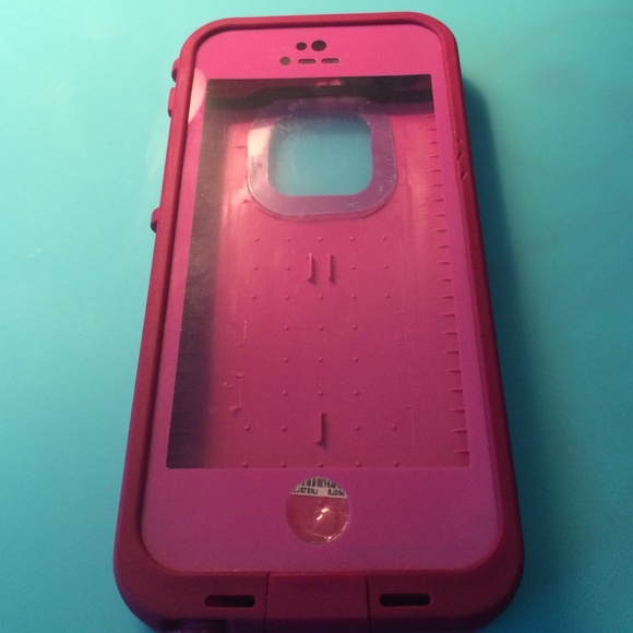 Iphone 5s lifeproof case