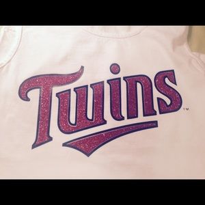 Twins fan tank top