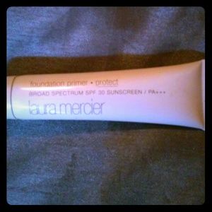 Laura Mercier mini primer