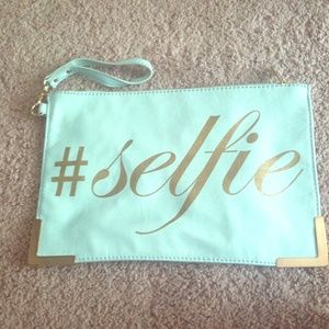 Aldo Selfie wristlet