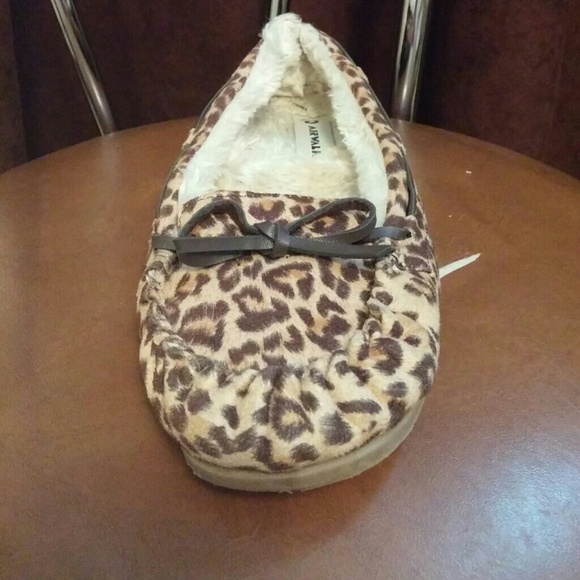 Leopard print moccasins