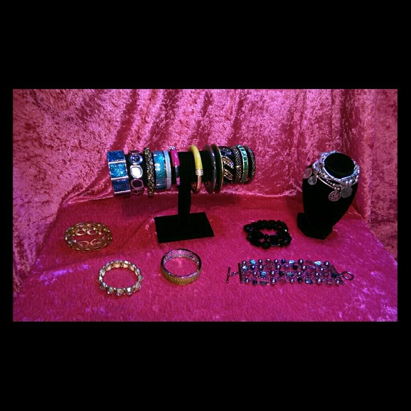 New, lia sophia braclets and bangles