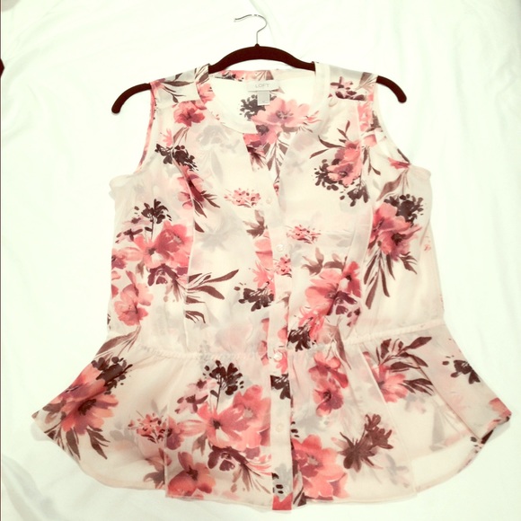 LOFT Tops - LOFT floral peplum top / size medium / NWOT