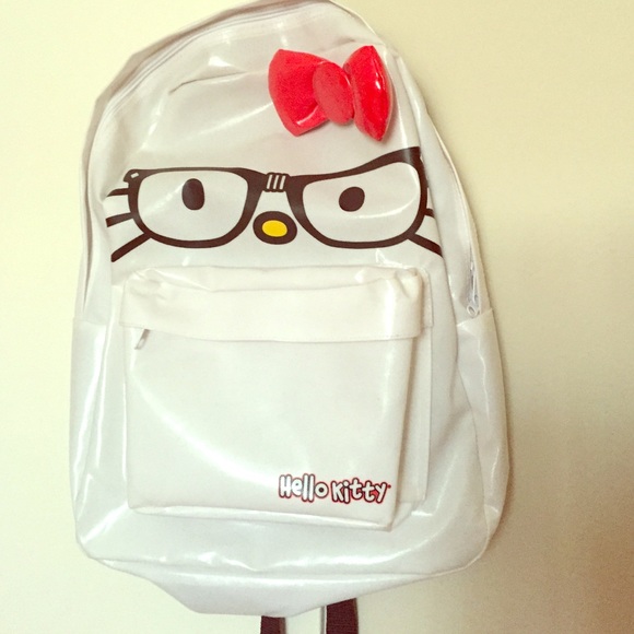 Hello kitty back pack.