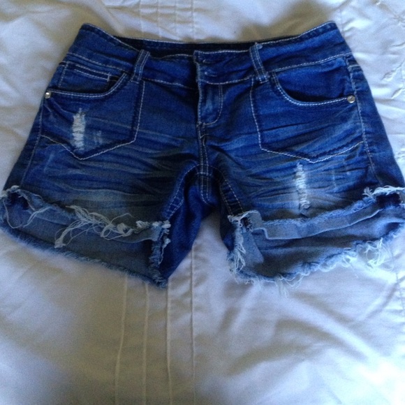 Jean shorts 💙😍