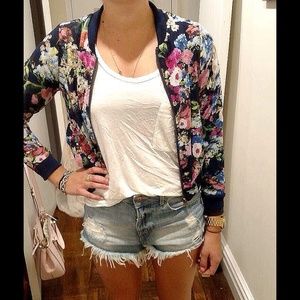 NWOT Sz S Floral Bomber jacket