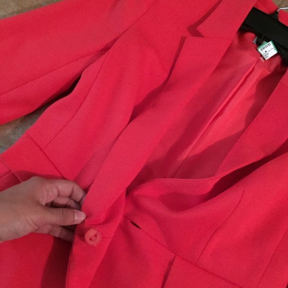 Halogen Red Blazer - Picture 3 of 4