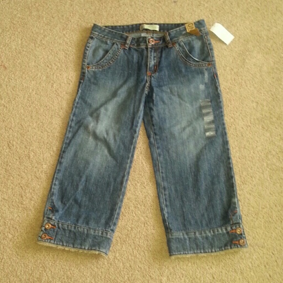 GIRLS NWT denim crops