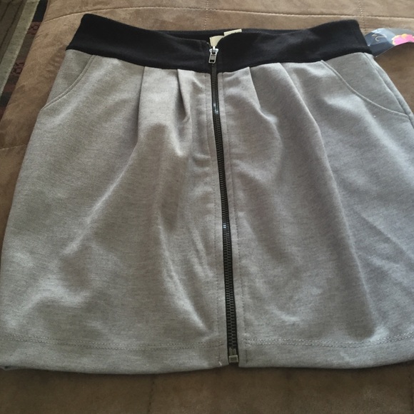 Skirt perfect condition