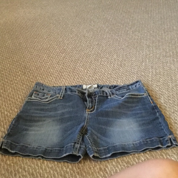 Women's jean shorts