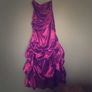 Purple mermaid style prom dress (never worn)