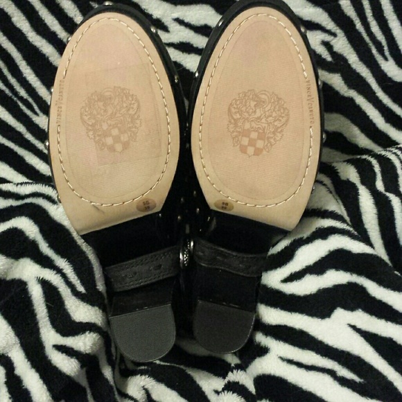 New! Vince Camuto Clogs - Picture 3 of 4