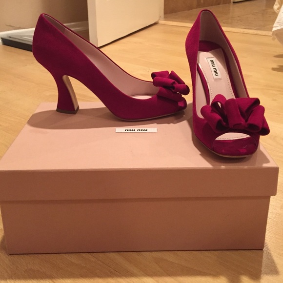 🎉HOST PICK 🎉Miu miu purple bow heel - Picture 2 of 4