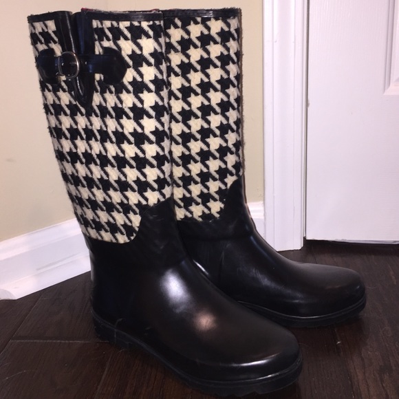 Banana Republic Rain Boots