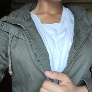 army green forever 21 jacket 🌿