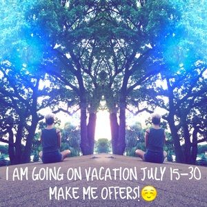 CLOSET CLOSING MAKE ME OFFERS BEFORE I LEAVE ☺️