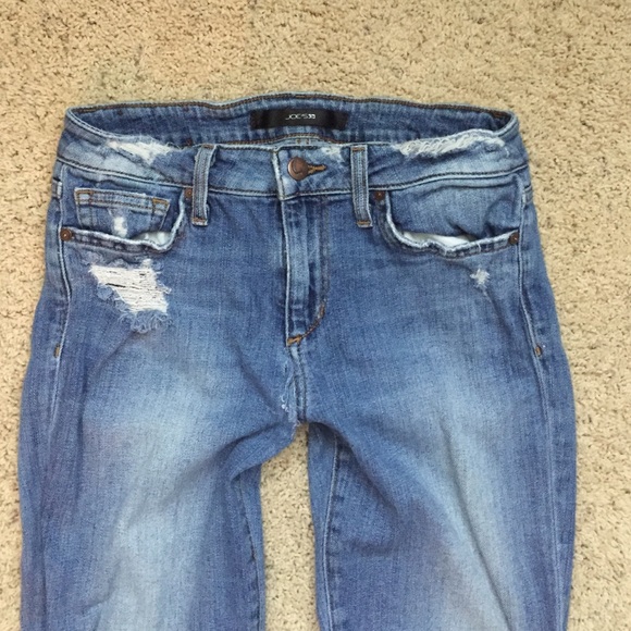 Distressed Joes jeans