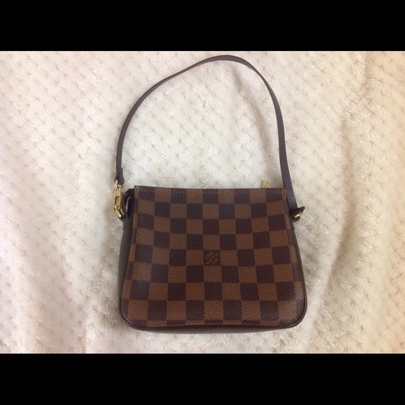Louis Vuitton Damier purse/clutch/makeup pouch