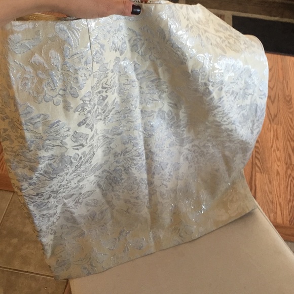 Pencil skirt