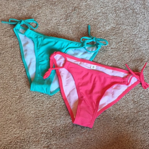 2 Swimsuit Bottoms