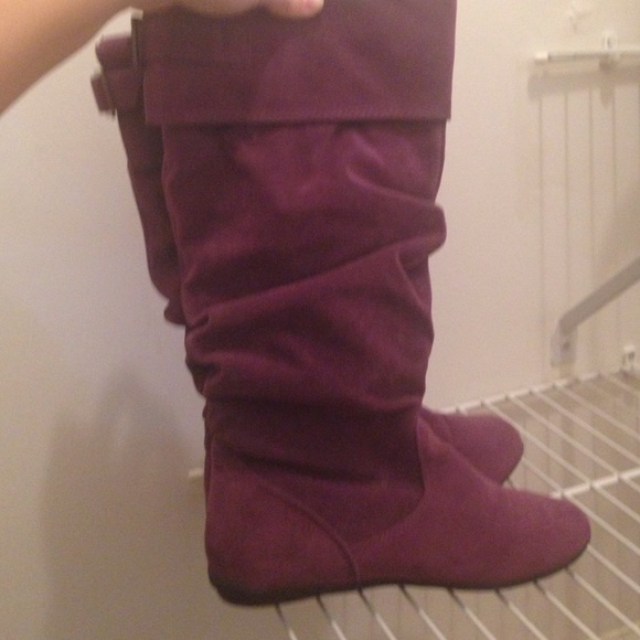 Flat purple boots