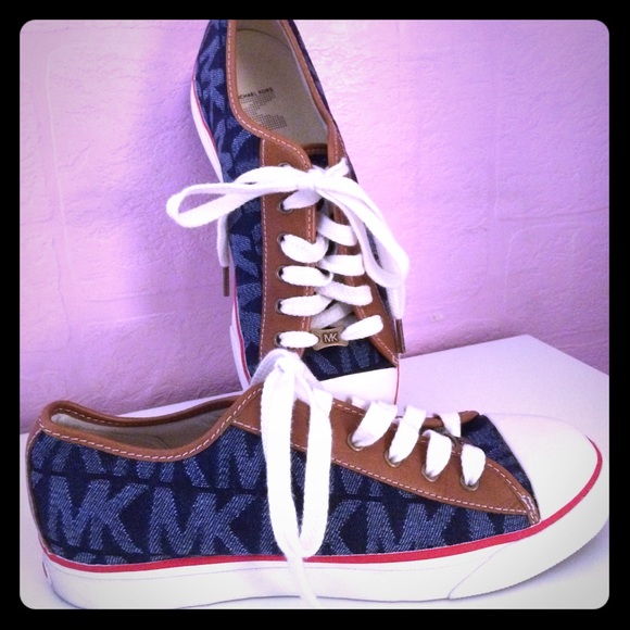 Michael Kors Logoed Sneakers