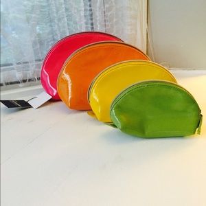 Stacking patent make-up cases